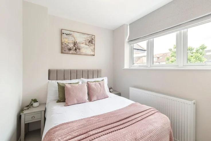 Flat The Ridgeway in Greater London