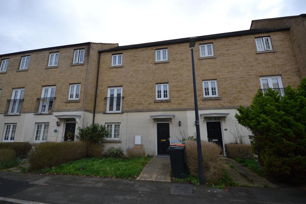 House Harlow Crescent in Milton Keynes