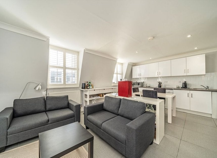 Flat Collingham Place in Greater London