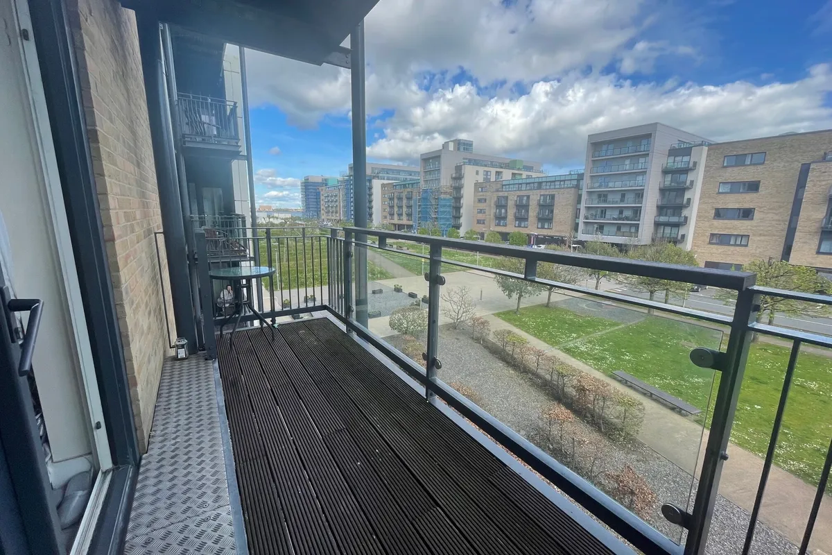 Flat Butetown Link in Cardiff