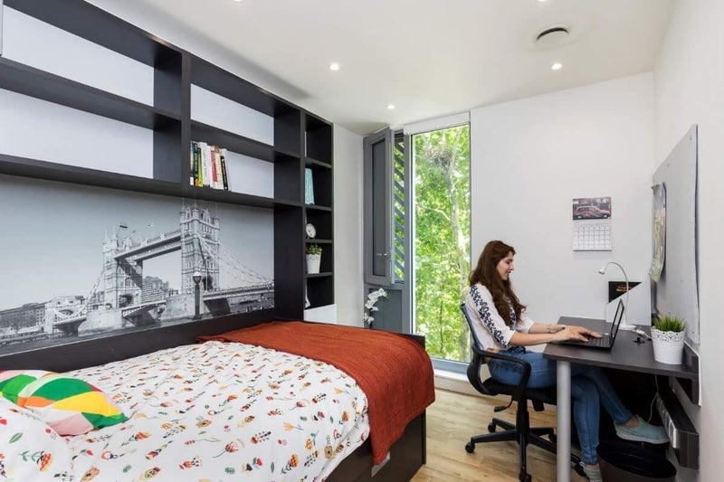 Room Camley Street in Greater London