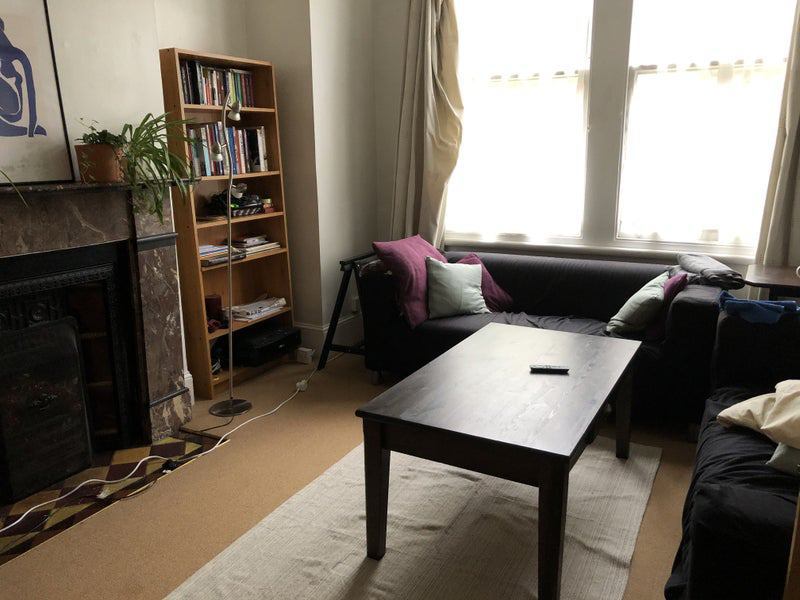Room Rhodesia Road in Greater London