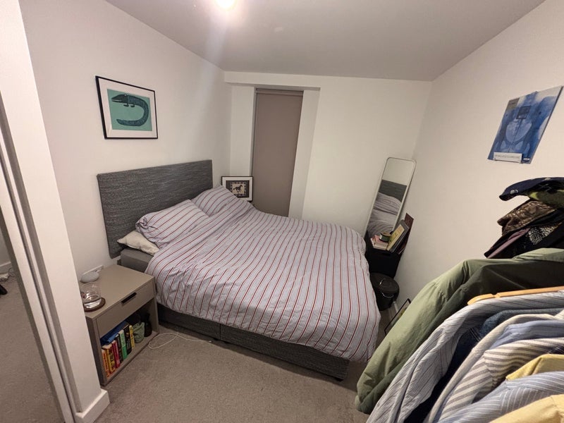 Room Queen's Road in Nottingham