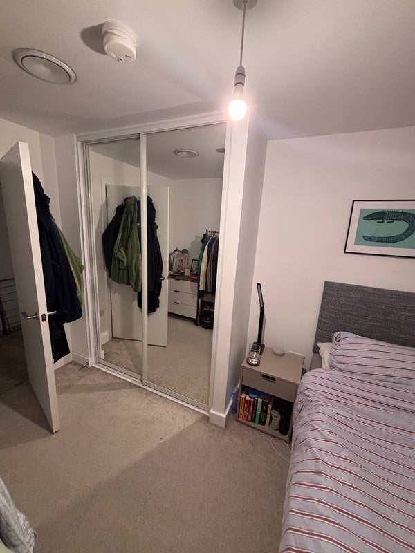 Room Queen's Road in Nottingham