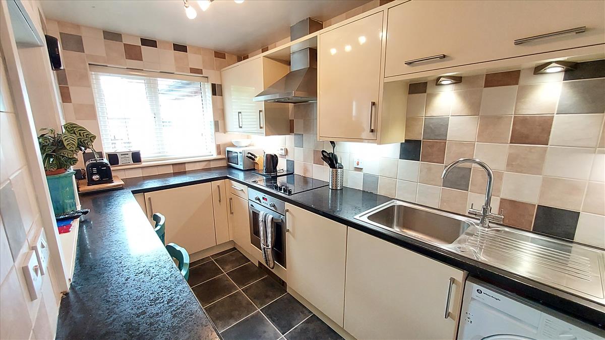 Flat Golf View in Ingol and Tanterton