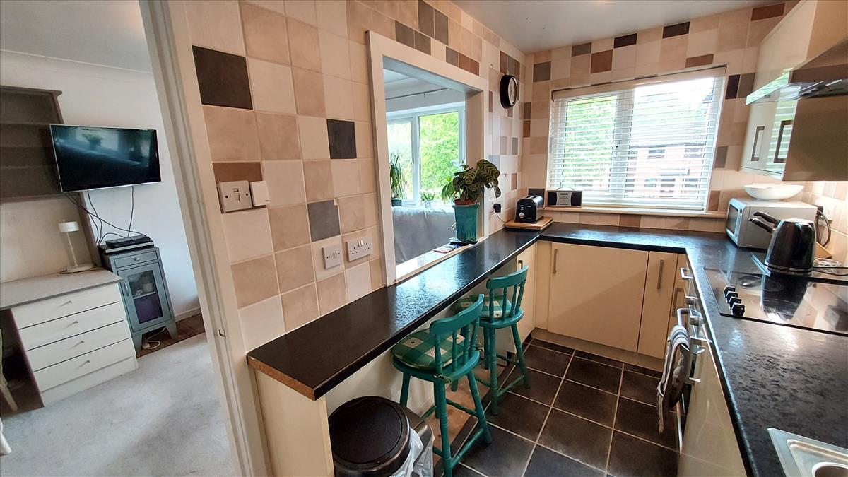 Flat Golf View in Ingol and Tanterton