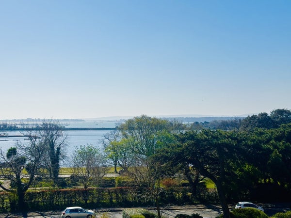 Flat Parkstone Road in Poole
