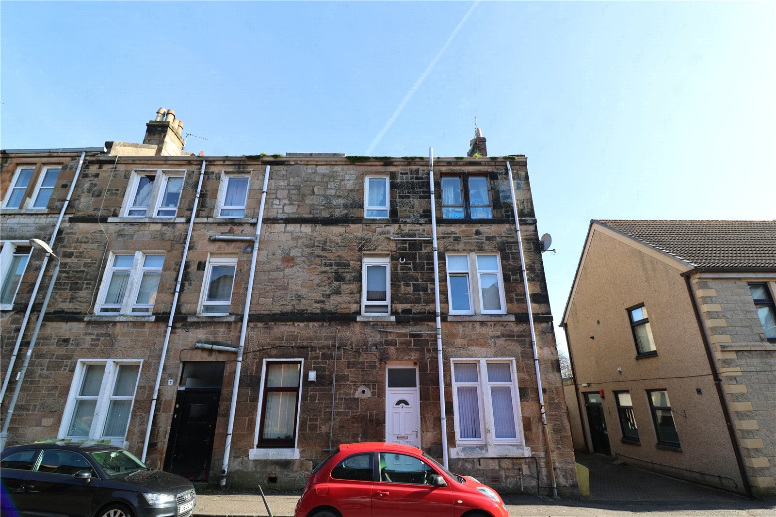 Flat Thistle Street in Kirkintilloch