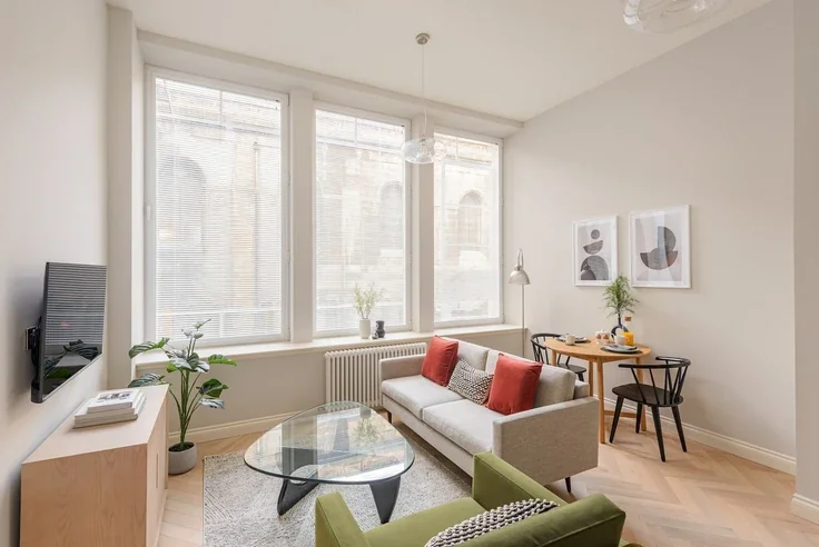 Flat Chambers Street in City of Edinburgh