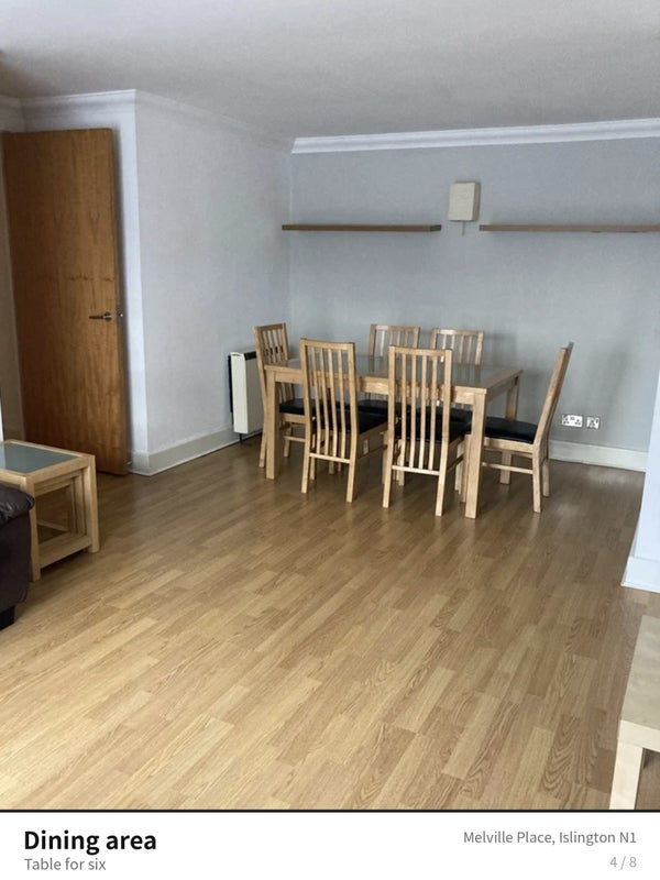 Flat Essex Road in Greater London