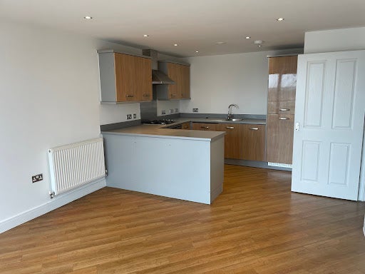 Flat Netley Road in Greater London
