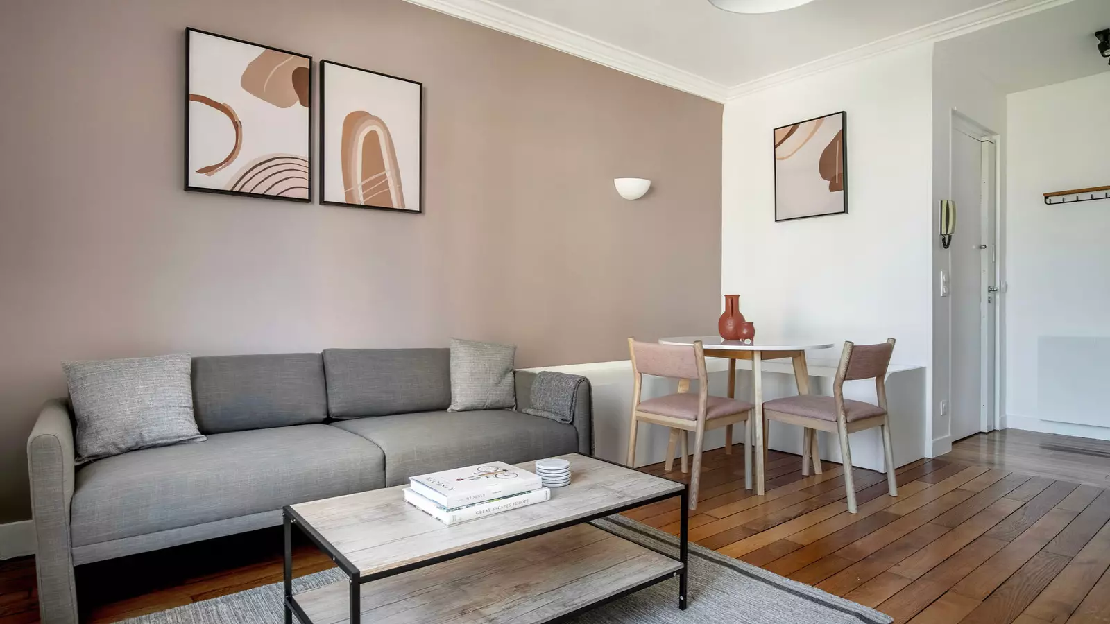 Appartement Avenue Hoche à Paris