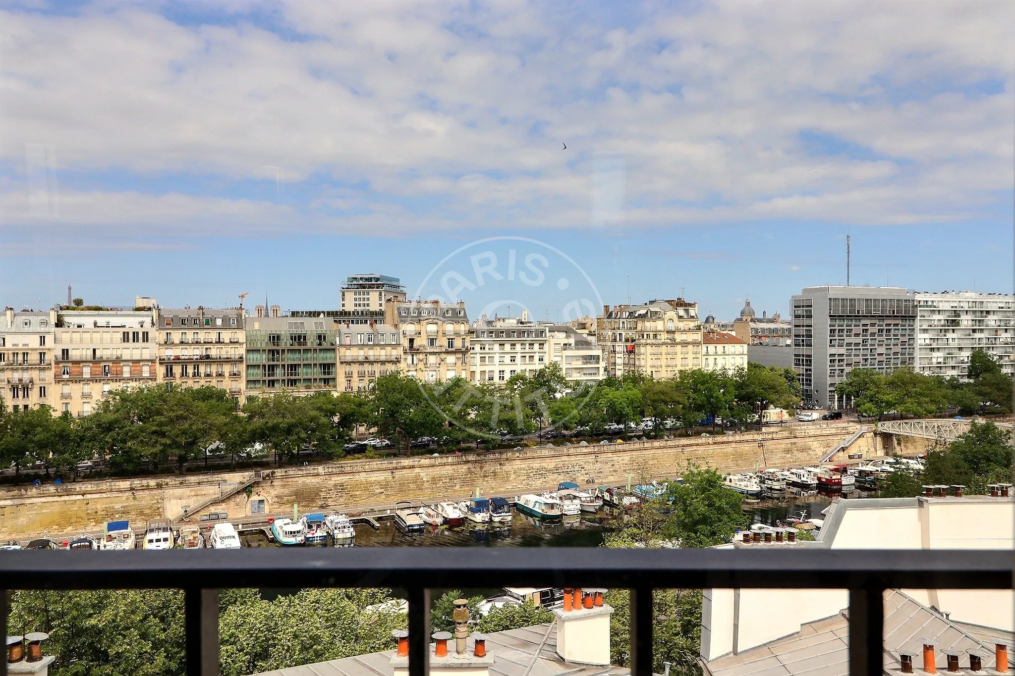 Appartement Rue de Bercy à Paris