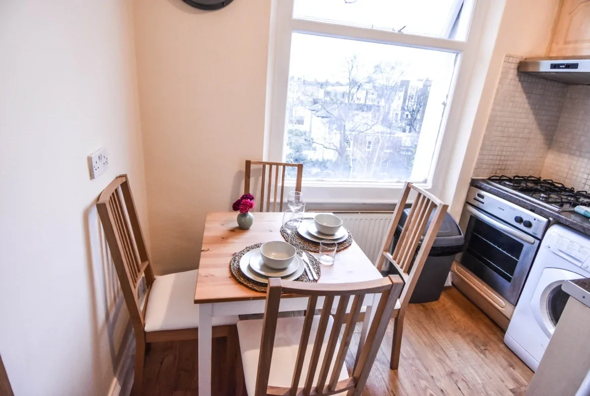 Flat Westbourne Grove Terrace in City of Westminster