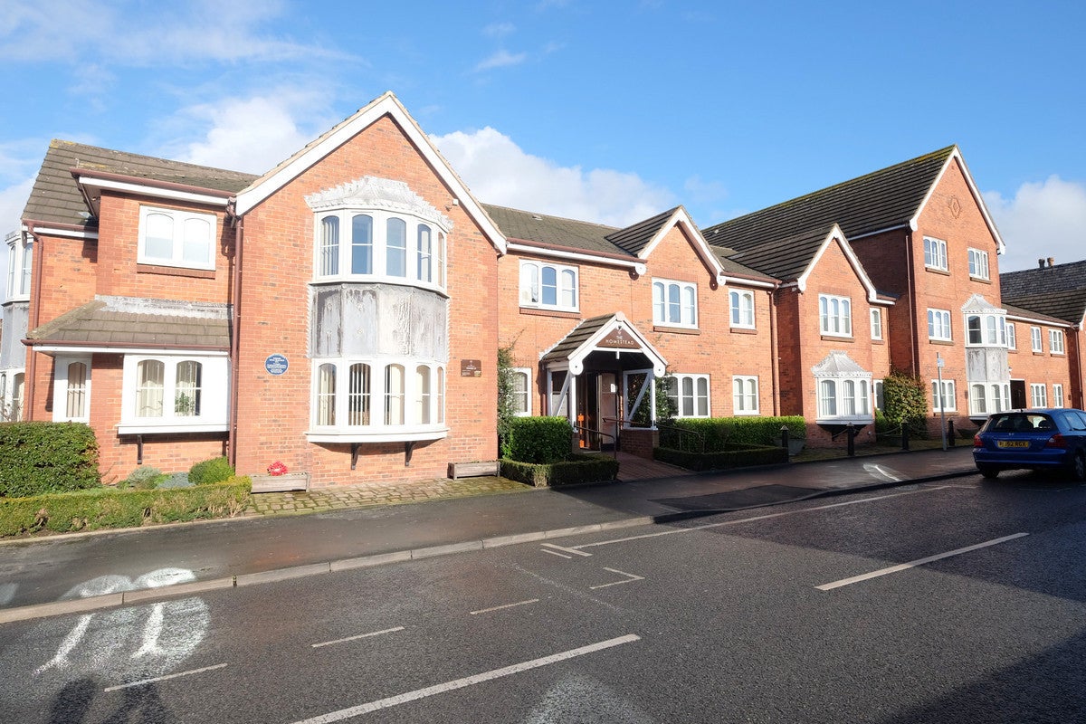 Flat Henry Street in Borough of Fylde