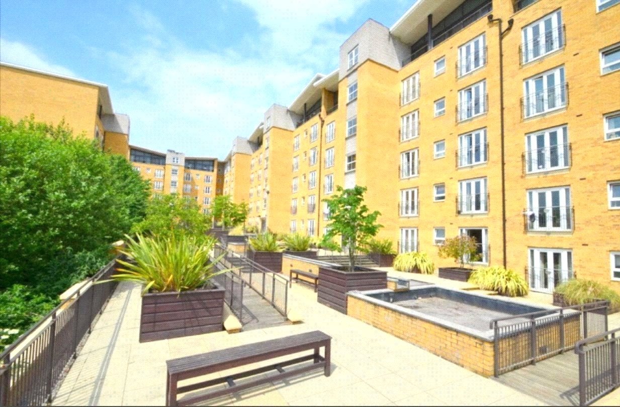 Flat Middlewood Street in Salford