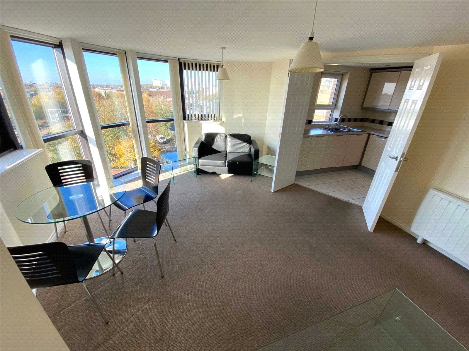 Flat Middlewood Street in Salford