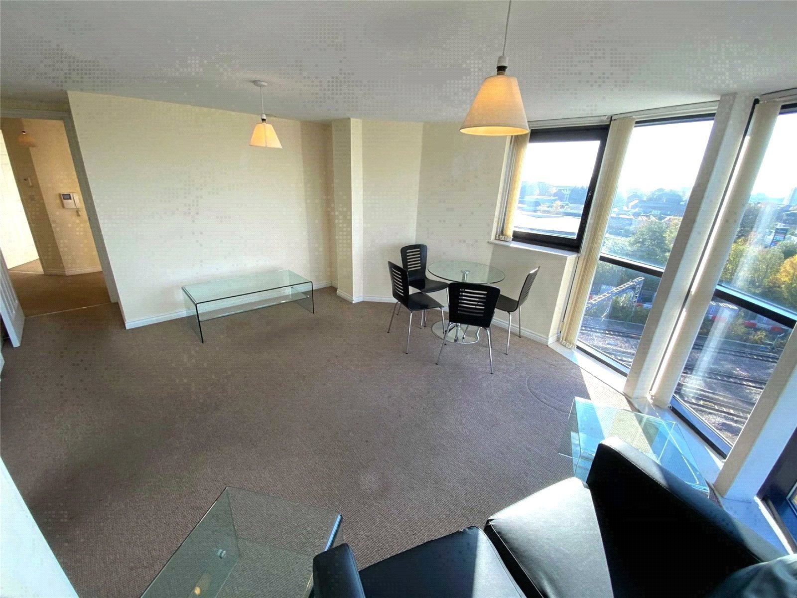Flat Middlewood Street in Salford