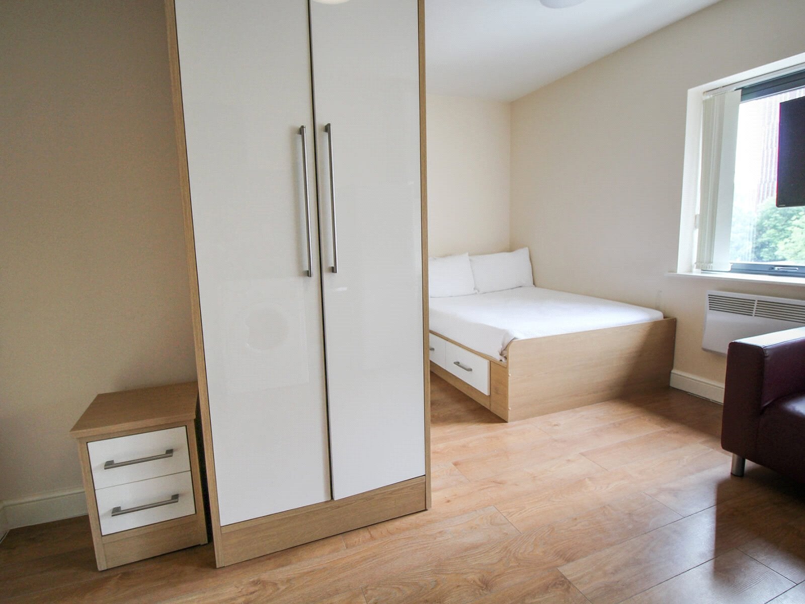Flat Lofthouse Place in Leeds