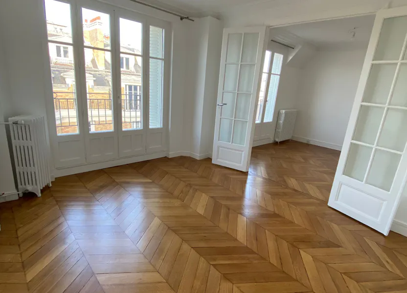 Flat Avenue de la Paix in Issy-les-Moulineaux