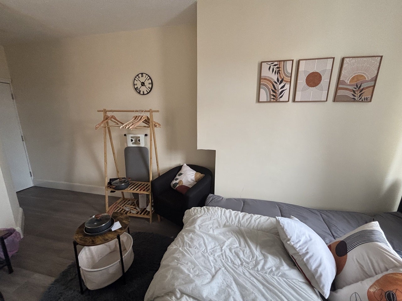 Room Highfield Road in Luton