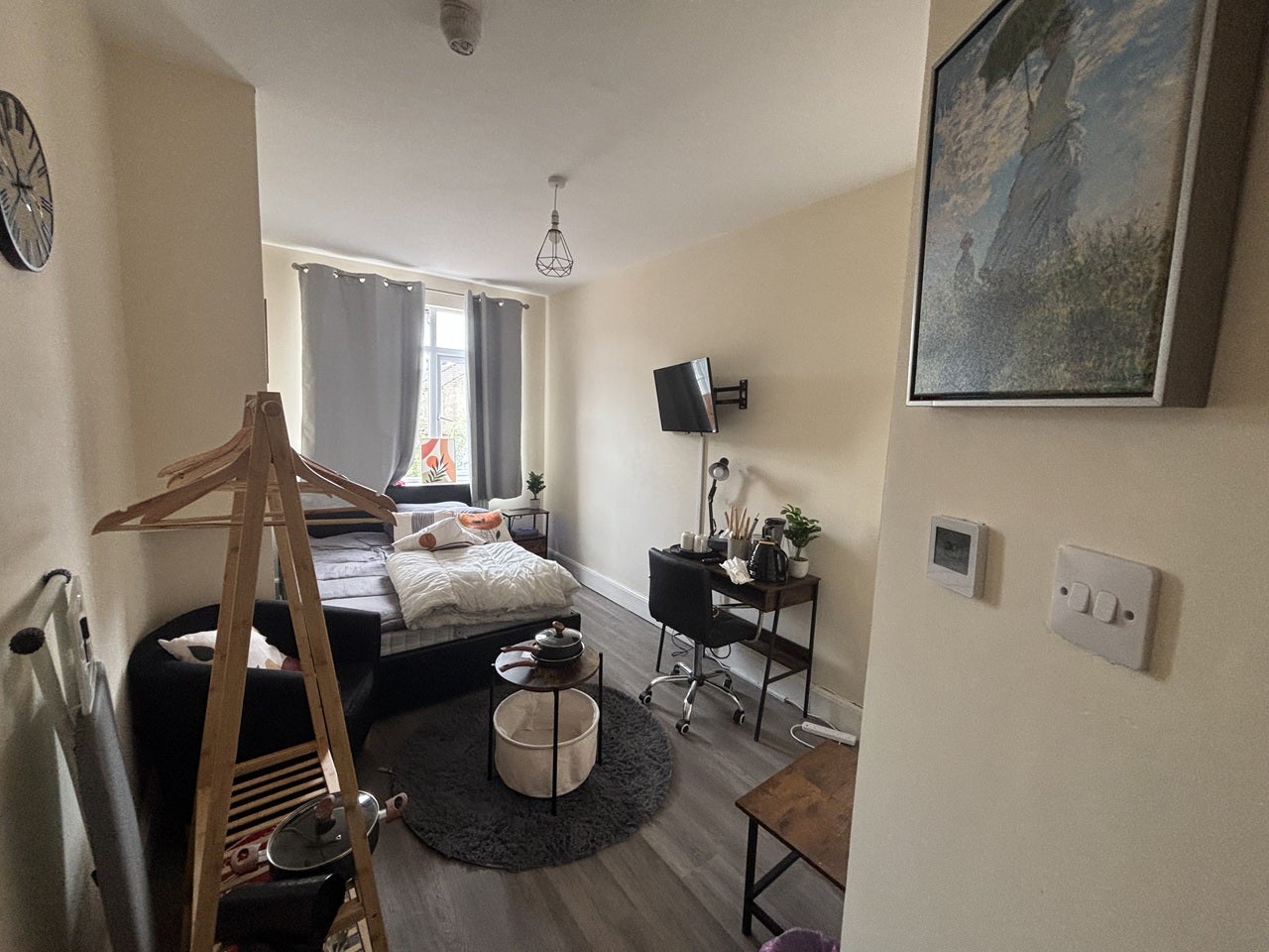 Room Highfield Road in Luton