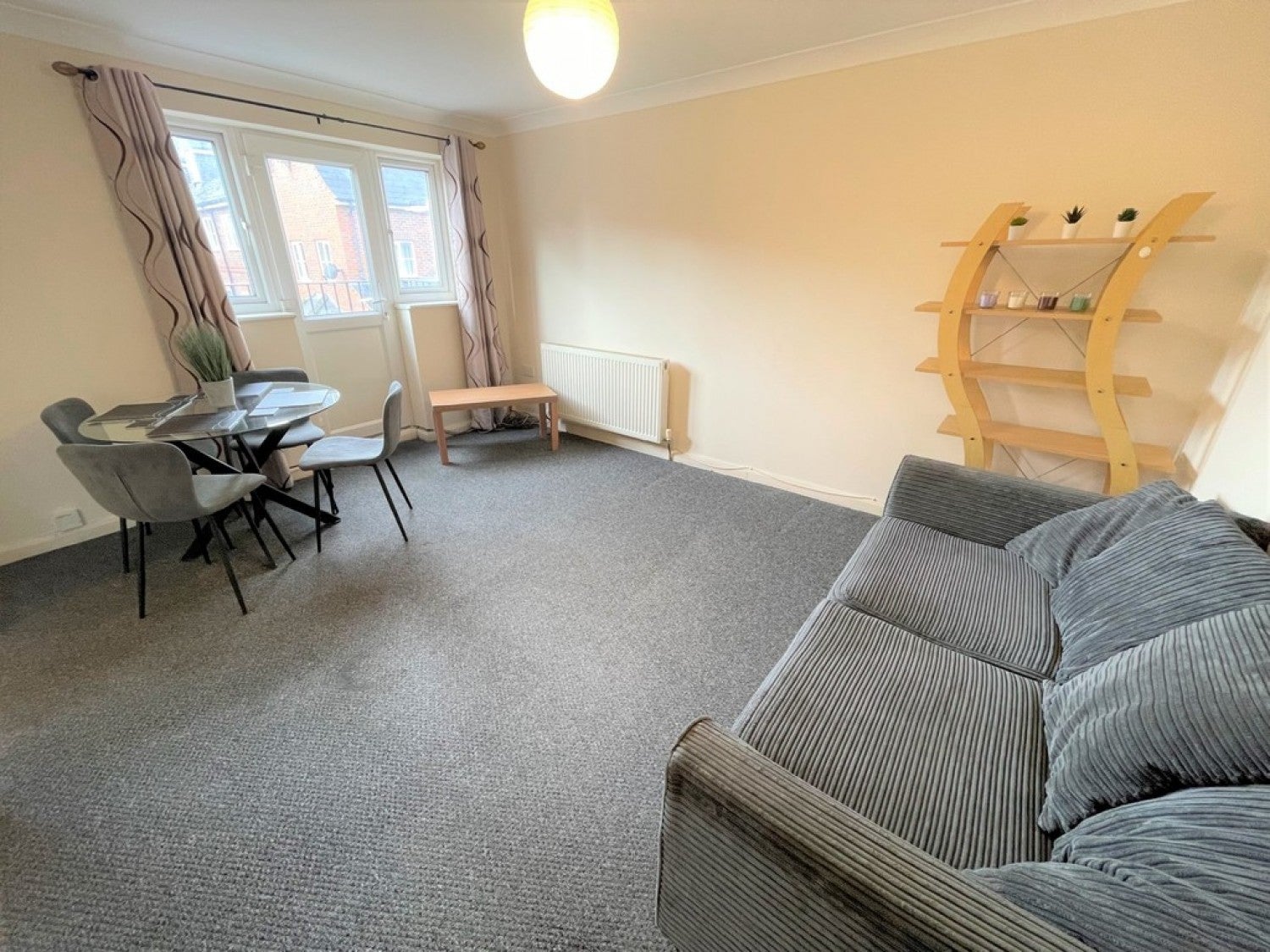 Flat Goldsmid Road in Reading