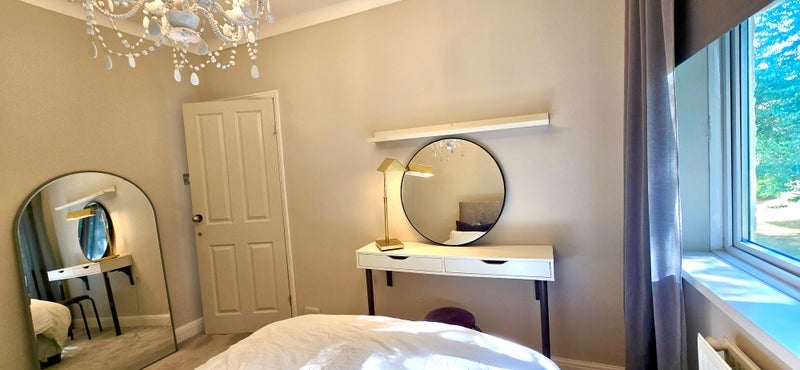 Room Sandringham Gardens in Leeds