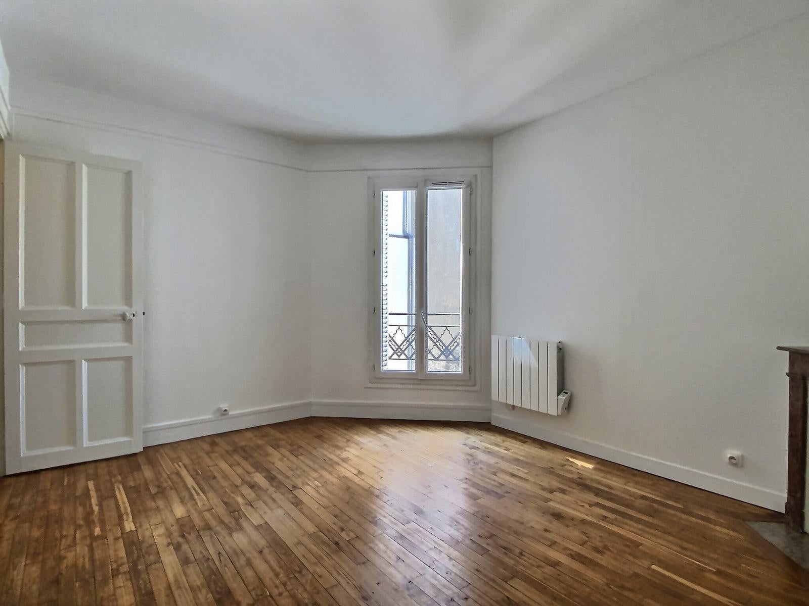 Flat Rue Lecourbe in Paris