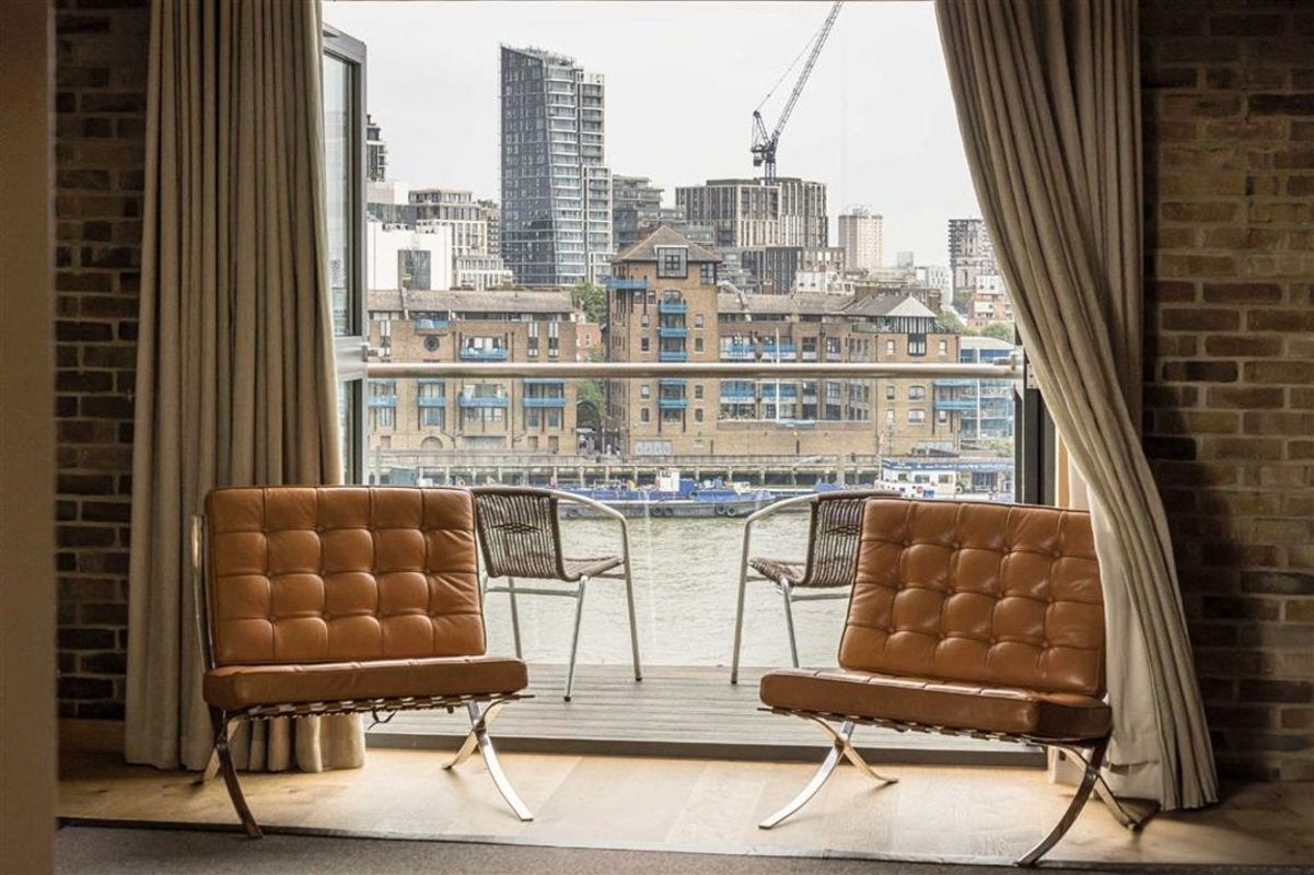 Flat Shad Thames in Greater London