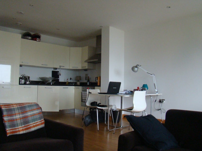 Flat Roach Road in Greater London