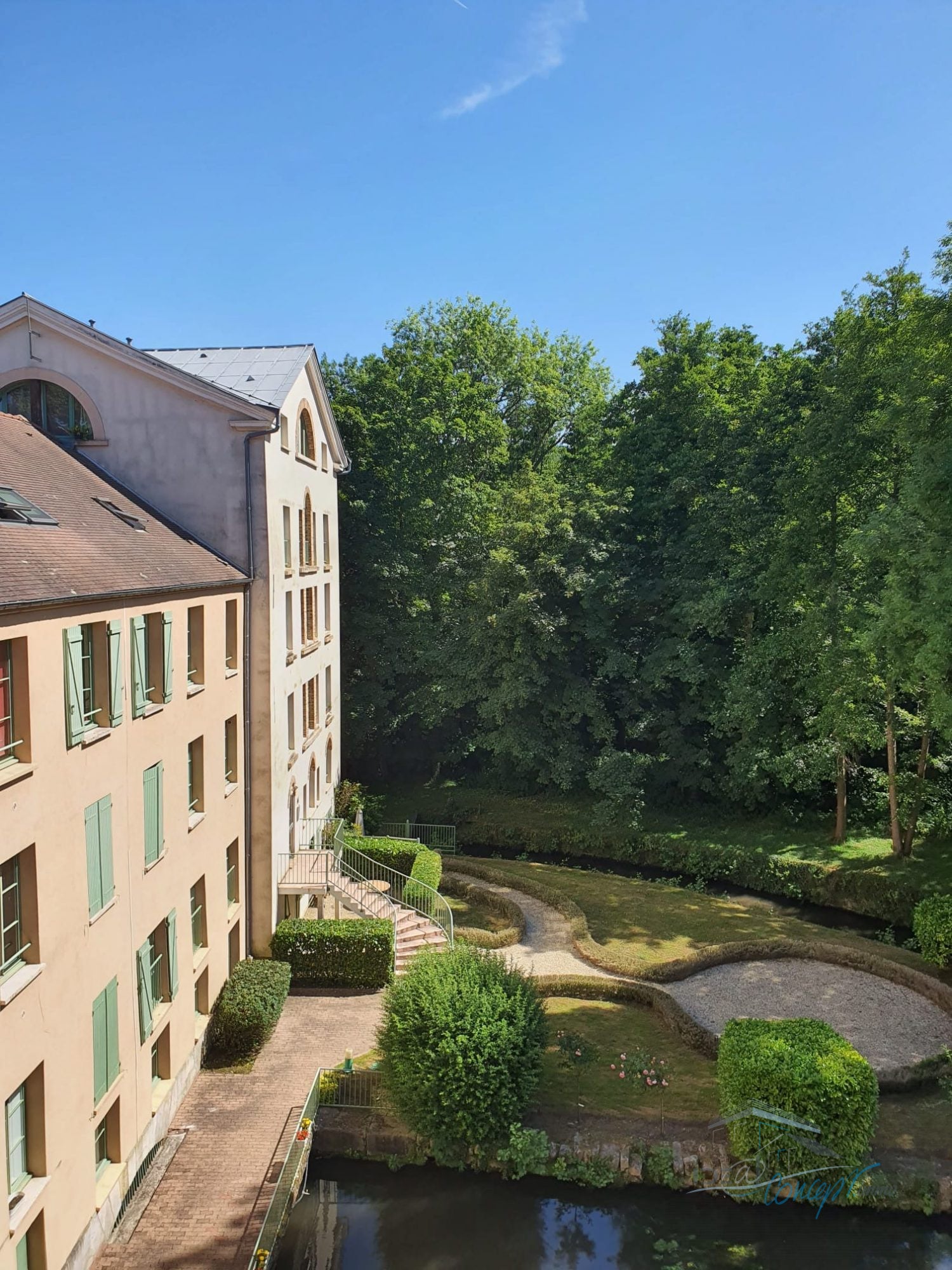 Flat Chemin de la Grande Borne in Janville-sur-Juine
