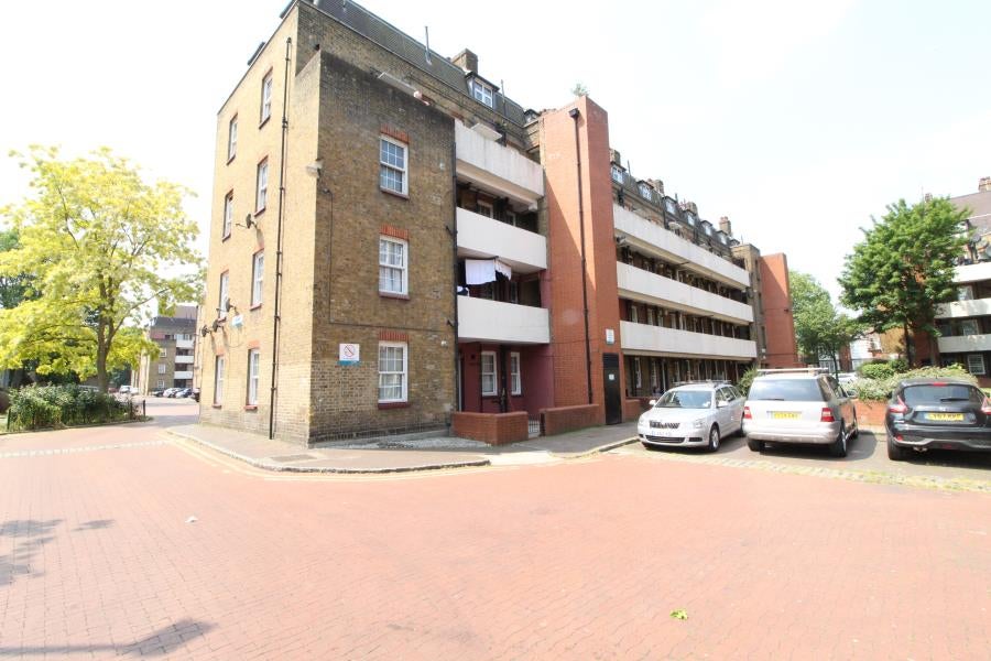 Flat Doddington Grove in Greater London