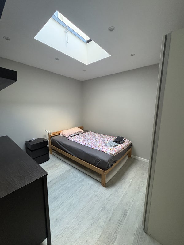Room Onslow Road in Greater London