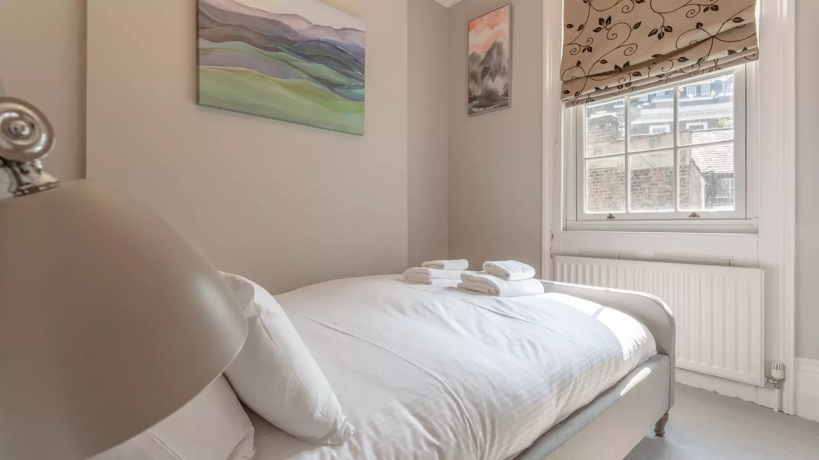 Flat Warwick Way in City of Westminster
