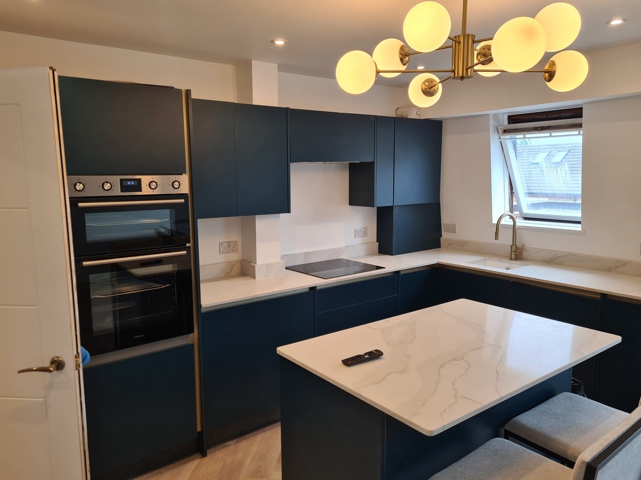 Flat Devonshire Road in Greater London