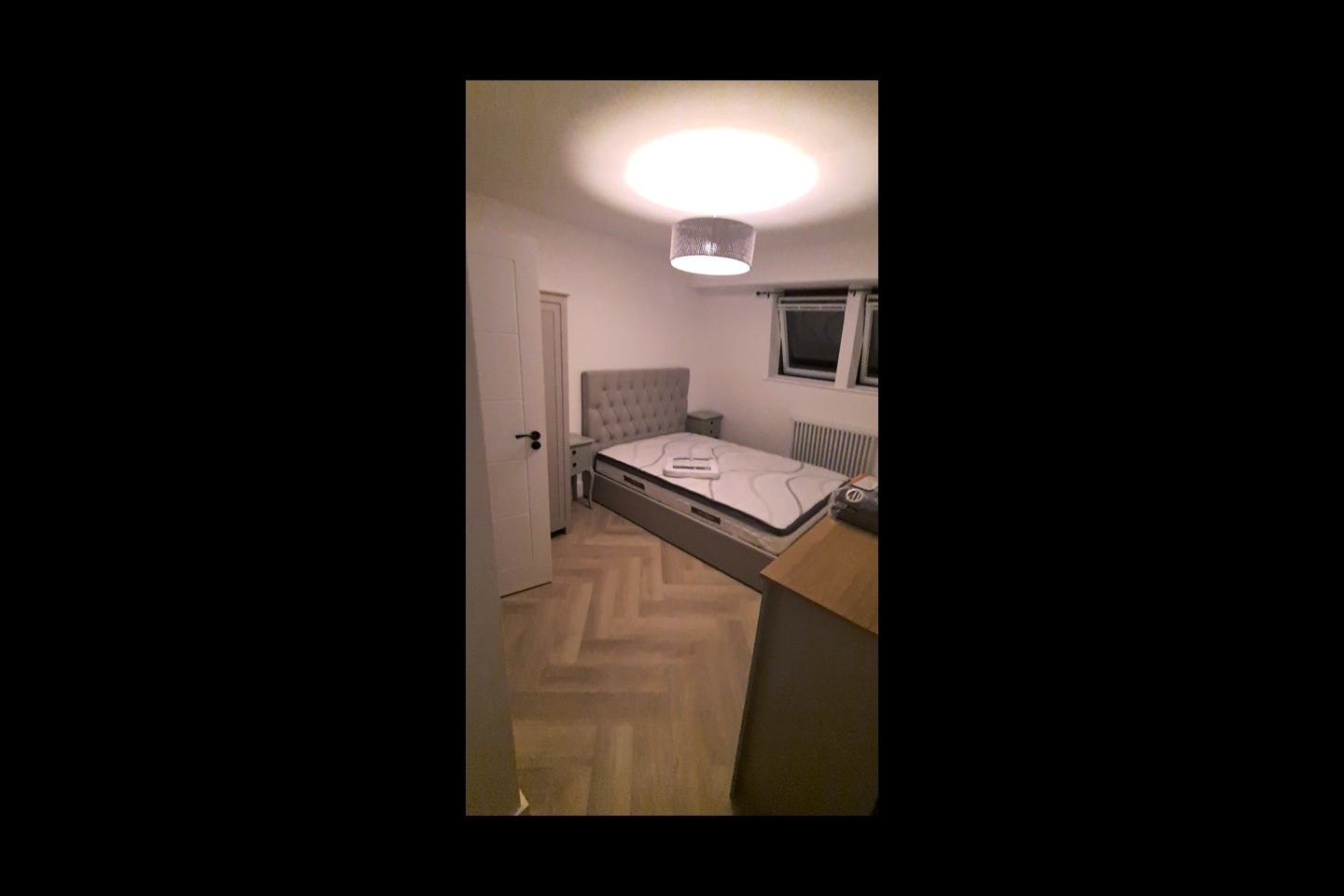 Flat Devonshire Road in Greater London