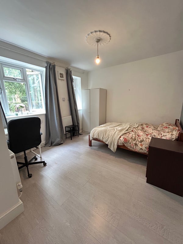 Room Wimbourne Street in Greater London