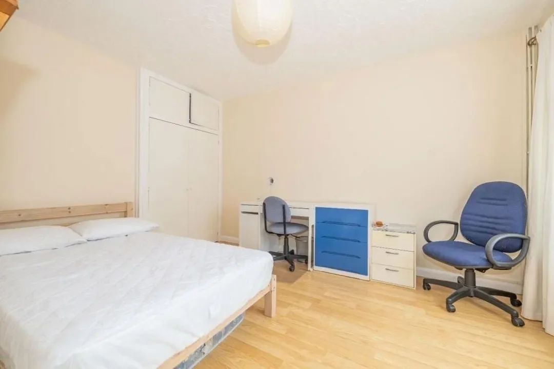 Room College Road in Canterbury