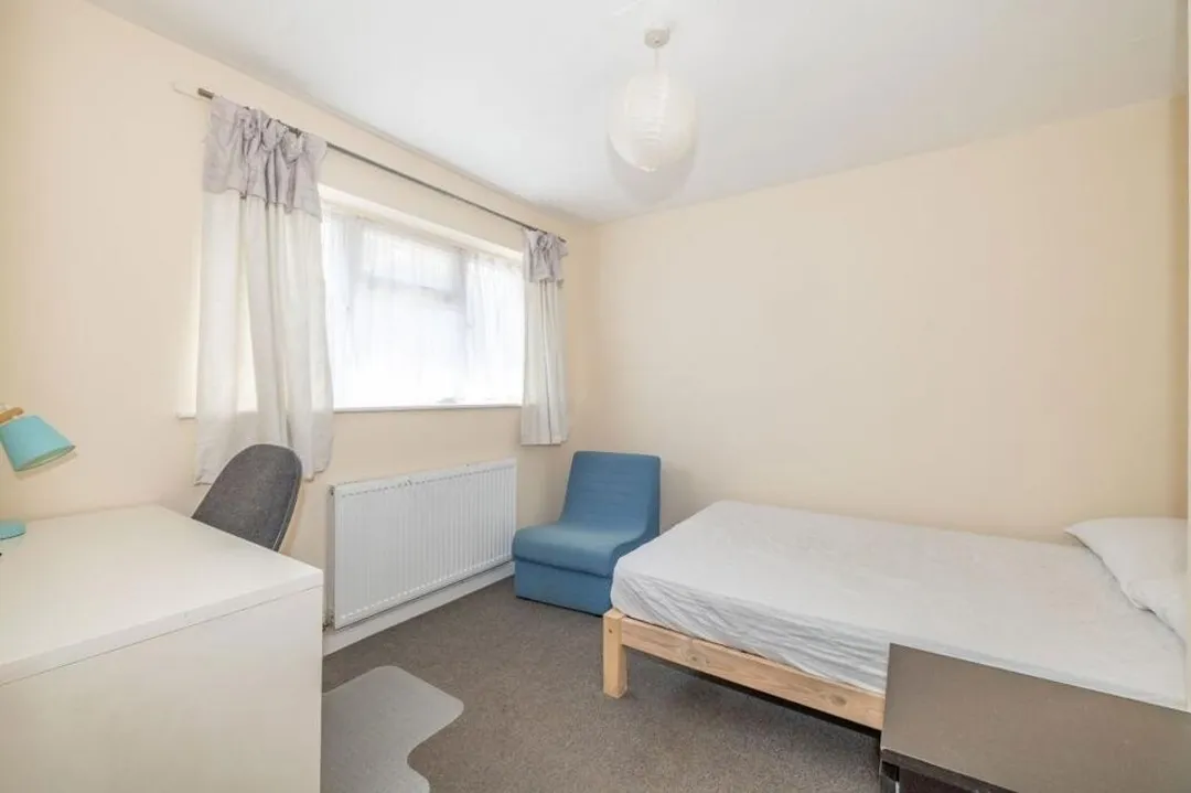 Room College Road in Canterbury