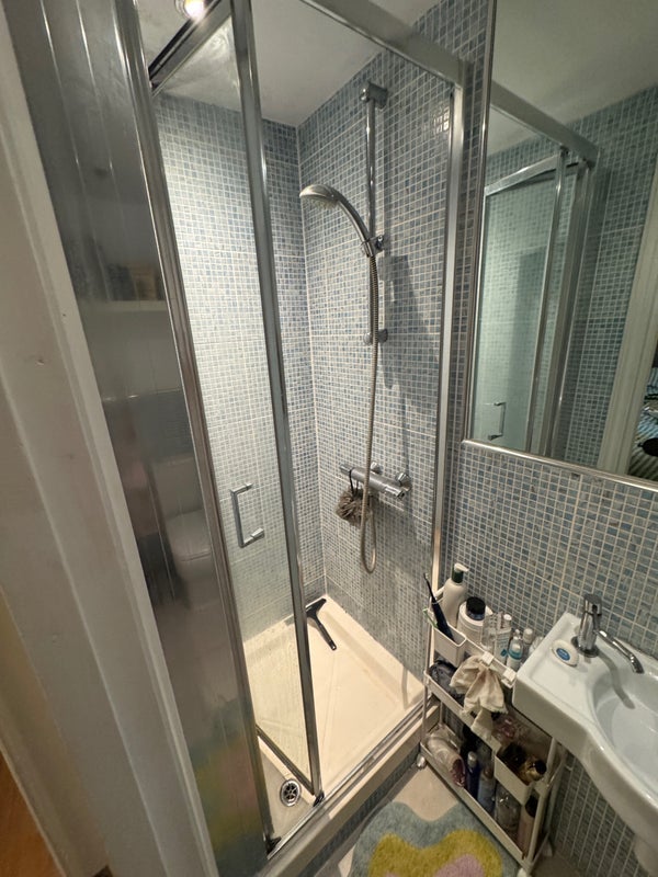 Room Fortess Road in Greater London