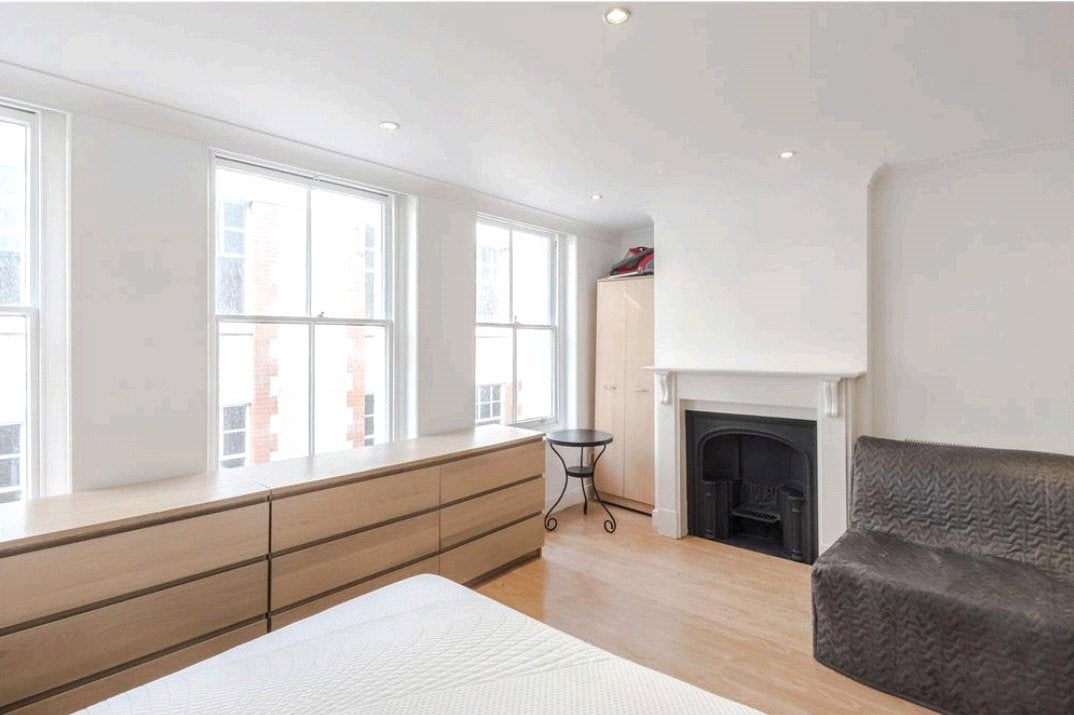 Flat Hanover Street in City of Westminster