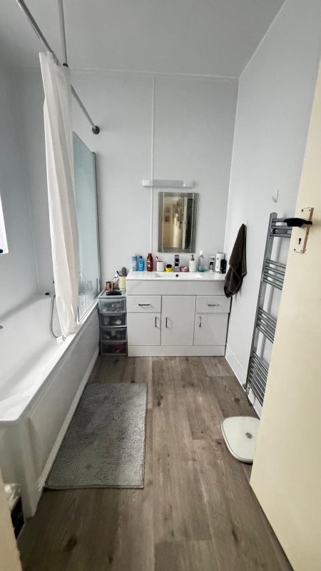 Room Derby Road in Bournemouth
