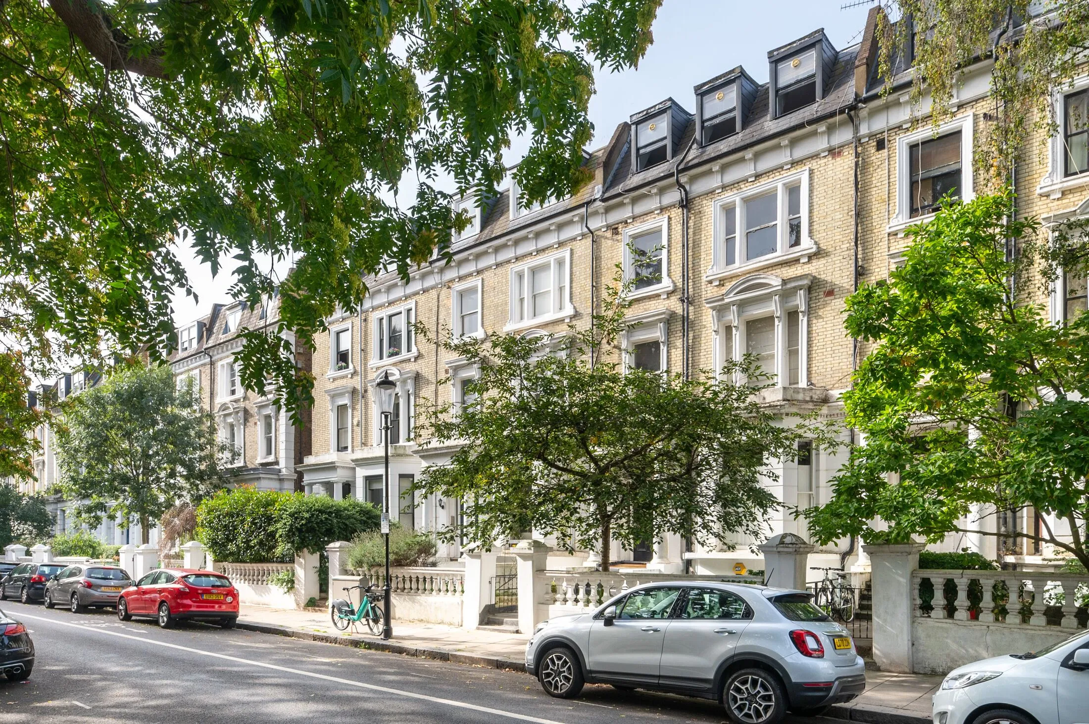 Flat Elsham Road in Greater London
