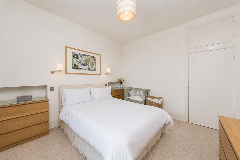 Flat Norfolk Crescent in City of Westminster