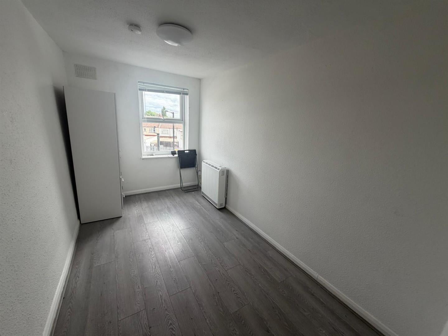 Flat Upper Clapton Road in Greater London