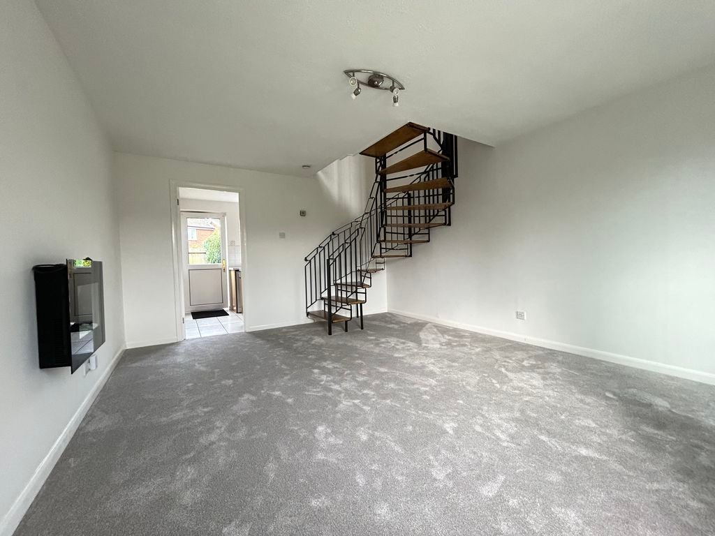 House Stanton Close in Waverley