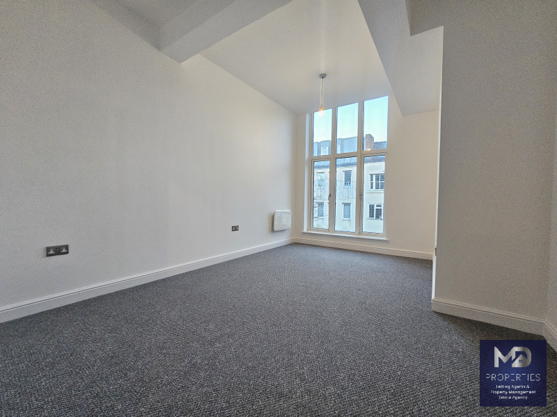 Flat Crabbery Street in Stafford
