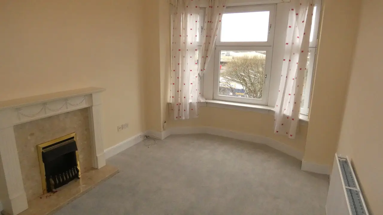 Flat Petershill Road in Glasgow