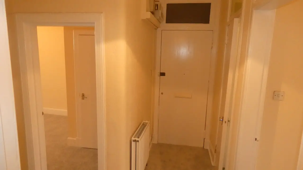 Flat Petershill Road in Glasgow